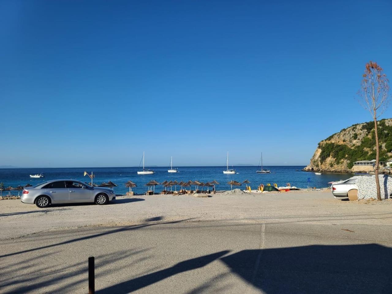 Hotel Corali Himare Fshat