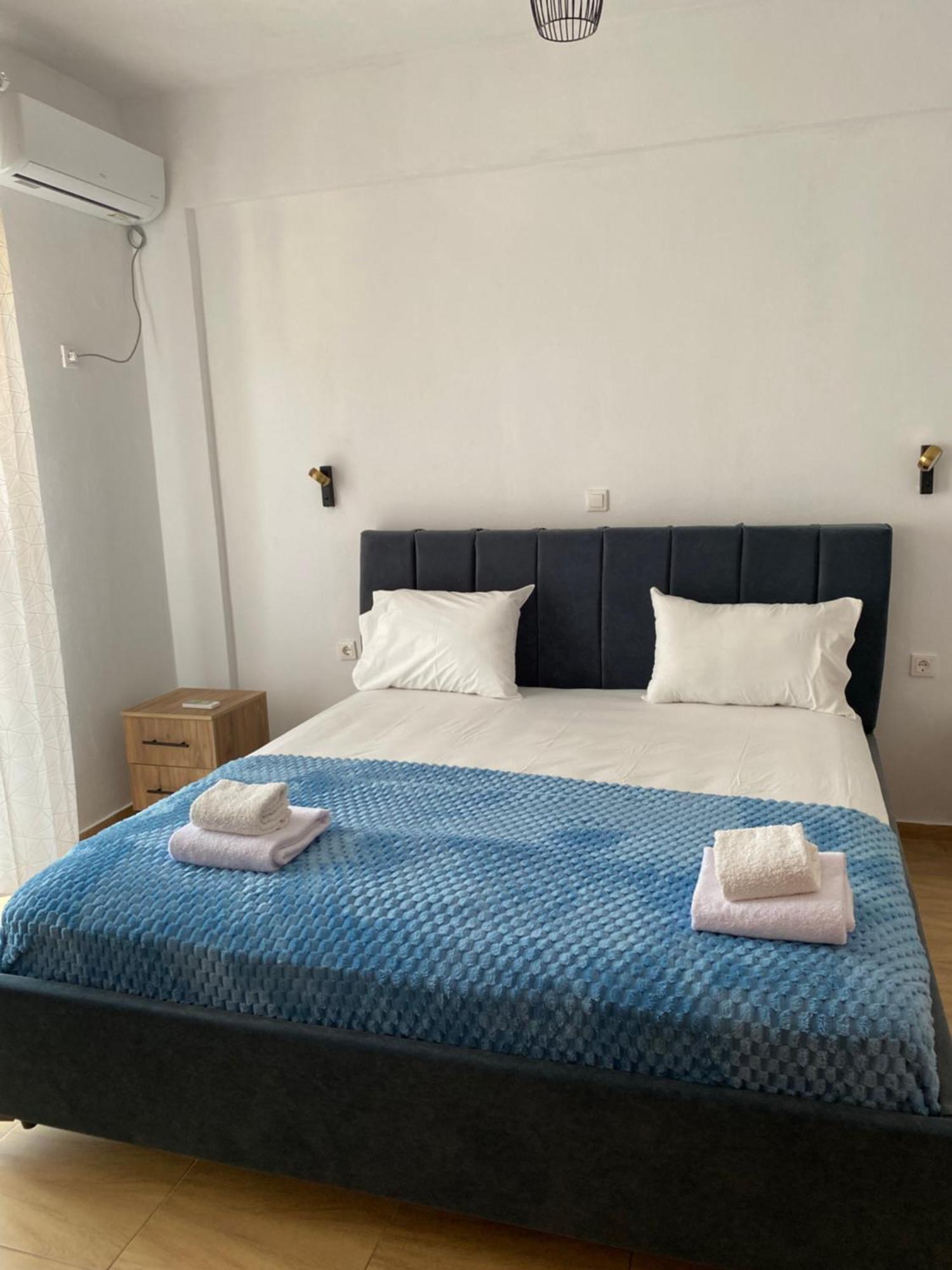 Hotel Corali Himare Fshat
